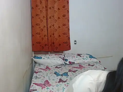 kiyusweetcrazy online show from October 14, 2:01 am