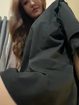 Snapshot of Quynhbabysexy chatting on June 29, 7:03 am Quynhbabysexy online show from June 29, 7:03 am