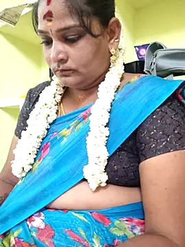 navyasree143 online show from April 18, 3:21 am