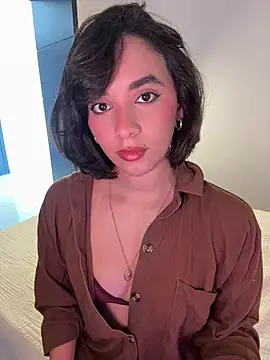 Snapshot of Capricho_01 chatting on July 16, 7:09 pm Capricho 01 online show from July 16, 7:09 pm