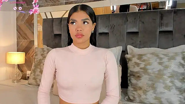 NaylaGrey online show from November 6, 11:55 am