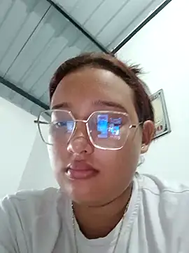 young dairy01 online show from February 2, 12:37 pm