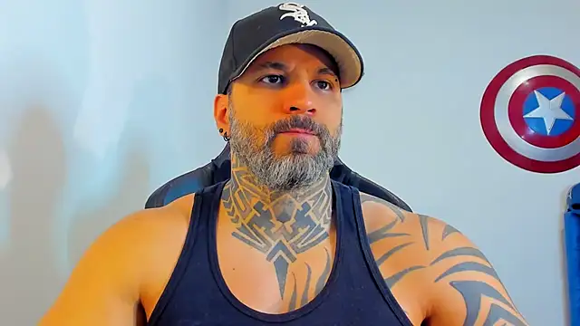 JoshRigby online show from April 10, 7:07 pm