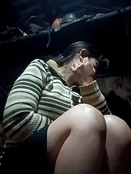 Snapshot of bree-zz chatting on February 8, 11:30 pm bree-zz online show from February 8, 11:30 pm