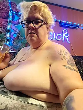 violentviolet68 online show from December 21, 5:31 pm