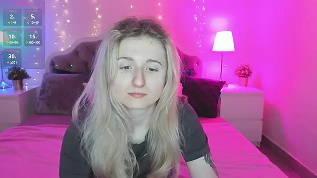 CamillaDreamer online show from January 14, 7:30 pm