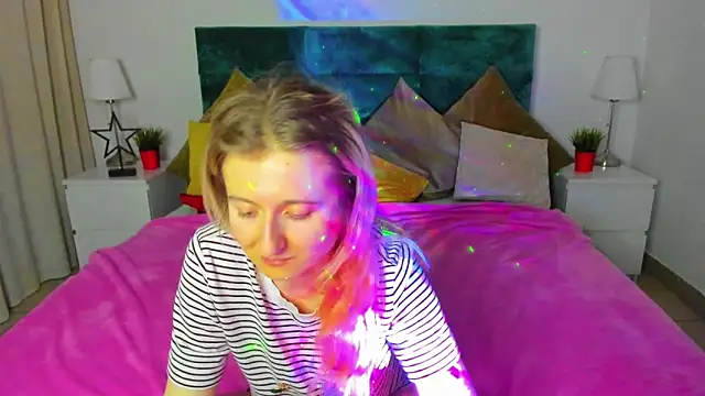 CamillaDreamer online show from March 14, 8:03 pm