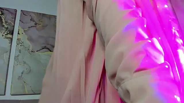 CamillaDreamer online show from March 17, 4:43 pm