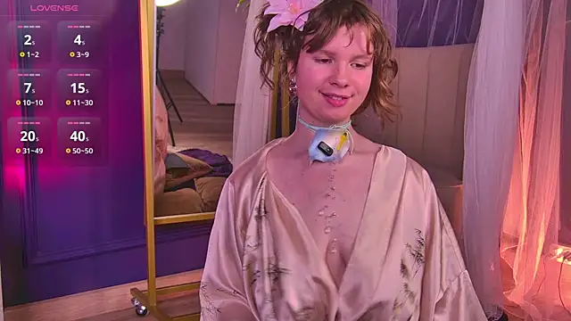 Lilly Stark online show from August 1, 5:18 am