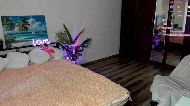 LizaBelle  online show from April 18, 12:09 pm