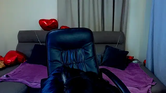 Emilly  Grey online show from February 19, 6:59 pm