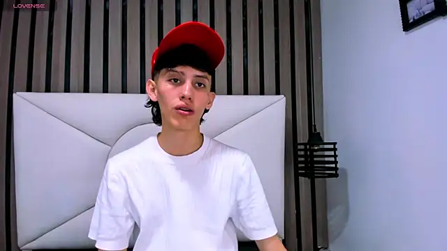 thaigo twink38 online show from April 27, 3:59 am