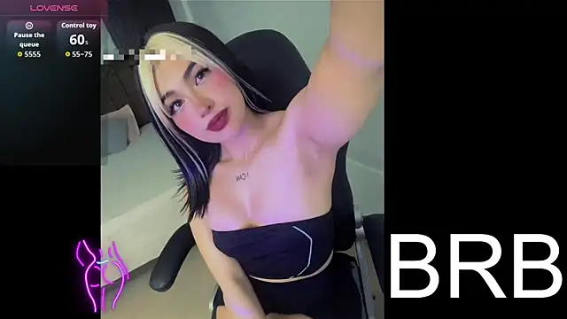 Snapshot of Maya_Rivers chatting on December 23, 4:32 am Maya Rivers online show from December 23, 4:32 am