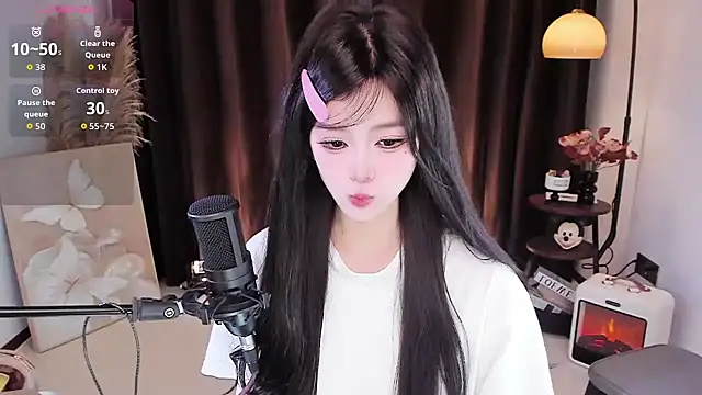 Anonymo68 online show from February 12, 8:59 pm