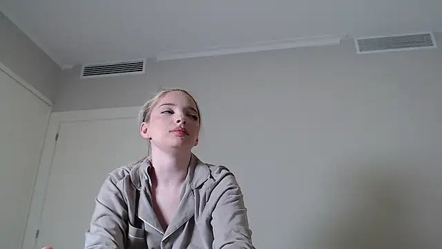 jessicahbelle online show from February 23, 1:25 am