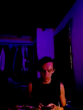 monroedelrey online show from December 14, 10:14 pm