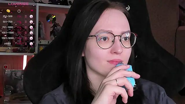 power robynn online show from March 29, 4:40 pm