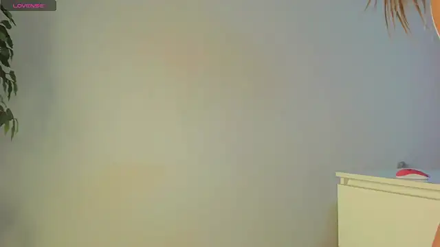 trixietaylor online show from April 18, 3:49 pm