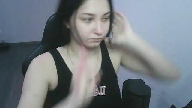 meow woem online show from November 6, 7:42 am