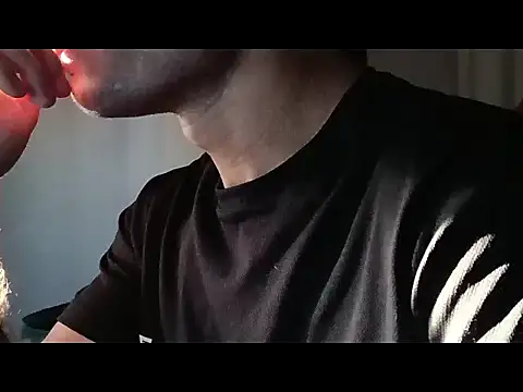 Snapshot of Garoto018 chatting on March 16, 8:46 pm Garoto018 online show from March 16, 8:46 pm