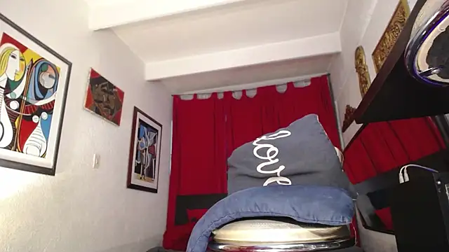 Samuel Zeuv  online show from January 6, 5:11 am