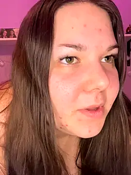 Snapshot of Flora66666 chatting on January 8, 12:46 am Flora66666 online show from January 8, 12:46 am