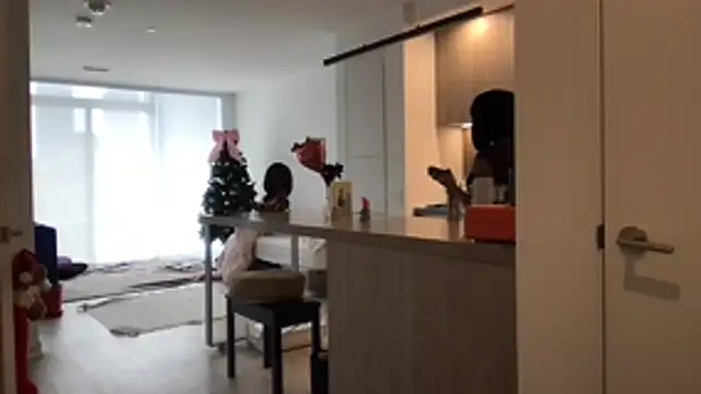 tia   fox online show from February 6, 5:27 pm