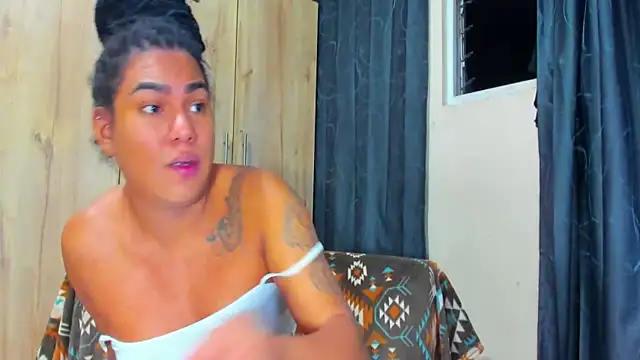 RobertaxGutierrez online show from April 9, 5:51 am