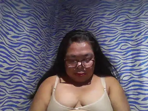 Snapshot of cris_tita chatting on June 13, 4:16 pm cris tita online show from June 13, 4:16 pm