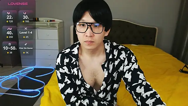 KaiChicken online show from April 12, 9:09 pm