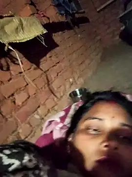 Snapshot of Katrina_kaif143 chatting on January 6, 3:49 pm Katrina kaif143 online show from January 6, 3:49 pm