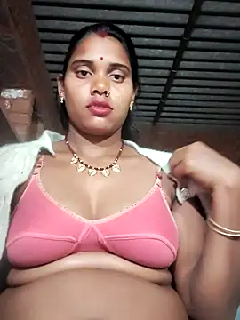 Snapshot of Katrina_kaif143 chatting on February 19, 4:58 pm Katrina kaif143 online show from February 19, 4:58 pm