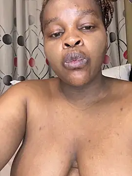 CynnxxxBarb online show from December 20, 12:18 am