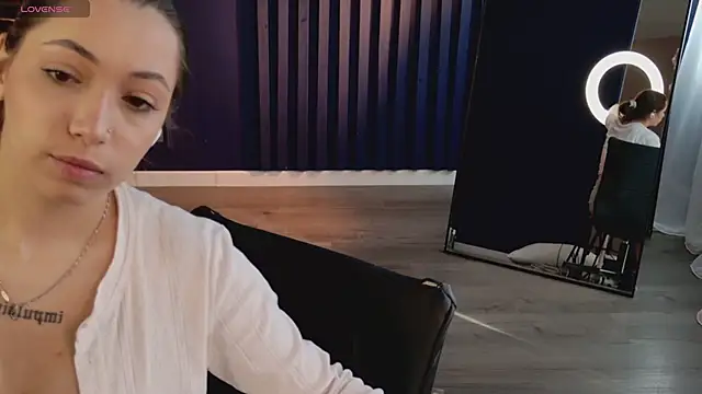 slow flower online show from April 20, 12:19 pm