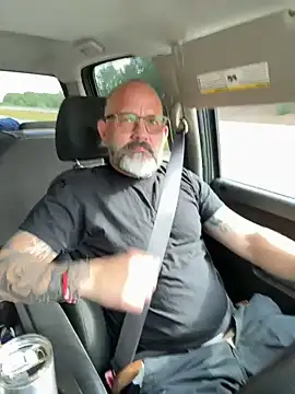 Snapshot of fuckadilf chatting on June 1, 1:02 pm fuckadilf online show from June 1, 1:02 pm