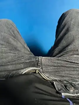 Snapshot of juan41050 chatting on February 2, 9:30 am juan41050 online show from February 2, 9:30 am