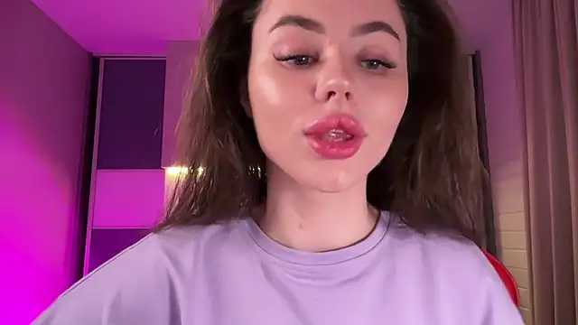 AlmaryKim online show from February 7, 4:14 pm