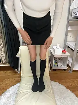 mia2 jp online show from April 11, 10:25 pm