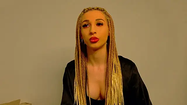 Sia a online show from December 22, 4:09 am