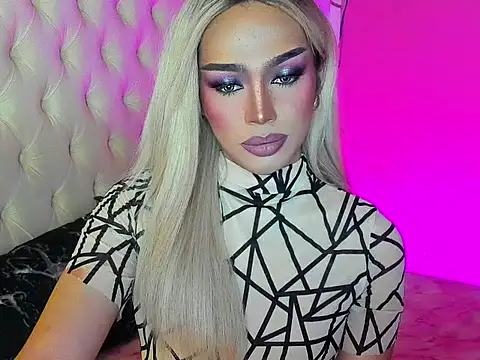 Snapshot of Kessey_Herera chatting on April 5, 6:16 pm Kessey Herera online show from April 5, 6:16 pm