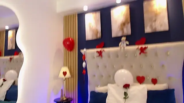 Snapshot of GloryShine chatting on February 14, 12:57 pm GloryShine online show from February 14, 12:57 pm