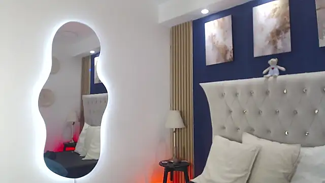 Snapshot of GloryShine chatting on February 25, 12:26 pm GloryShine online show from February 25, 12:26 pm