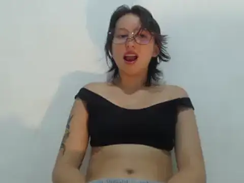 Klaret Toy online show from March 5, 10:39 pm