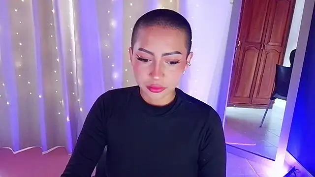 emma web  online show from February 3, 6:57 pm