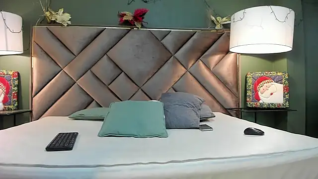 Dickie Dicking online show from December 17, 9:54 pm