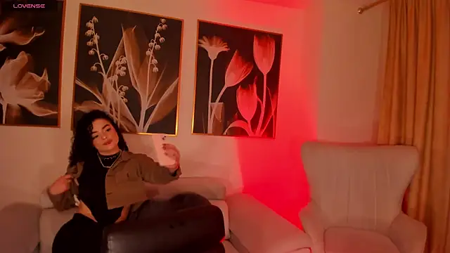 KylieJenkins online show from March 8, 11:36 am