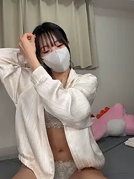 hana-08787- online show from March 3, 12:44 pm