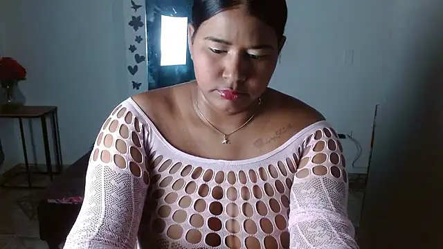 Snapshot of Ebony_luna chatting on January 13, 9:09 pm Ebony luna online show from January 13, 9:09 pm