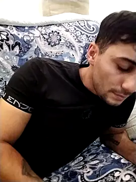 gooddboy01 online show from November 1, 9:50 pm