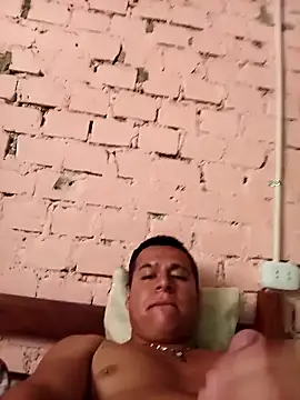 Alex321Flores online show from April 20, 9:38 pm